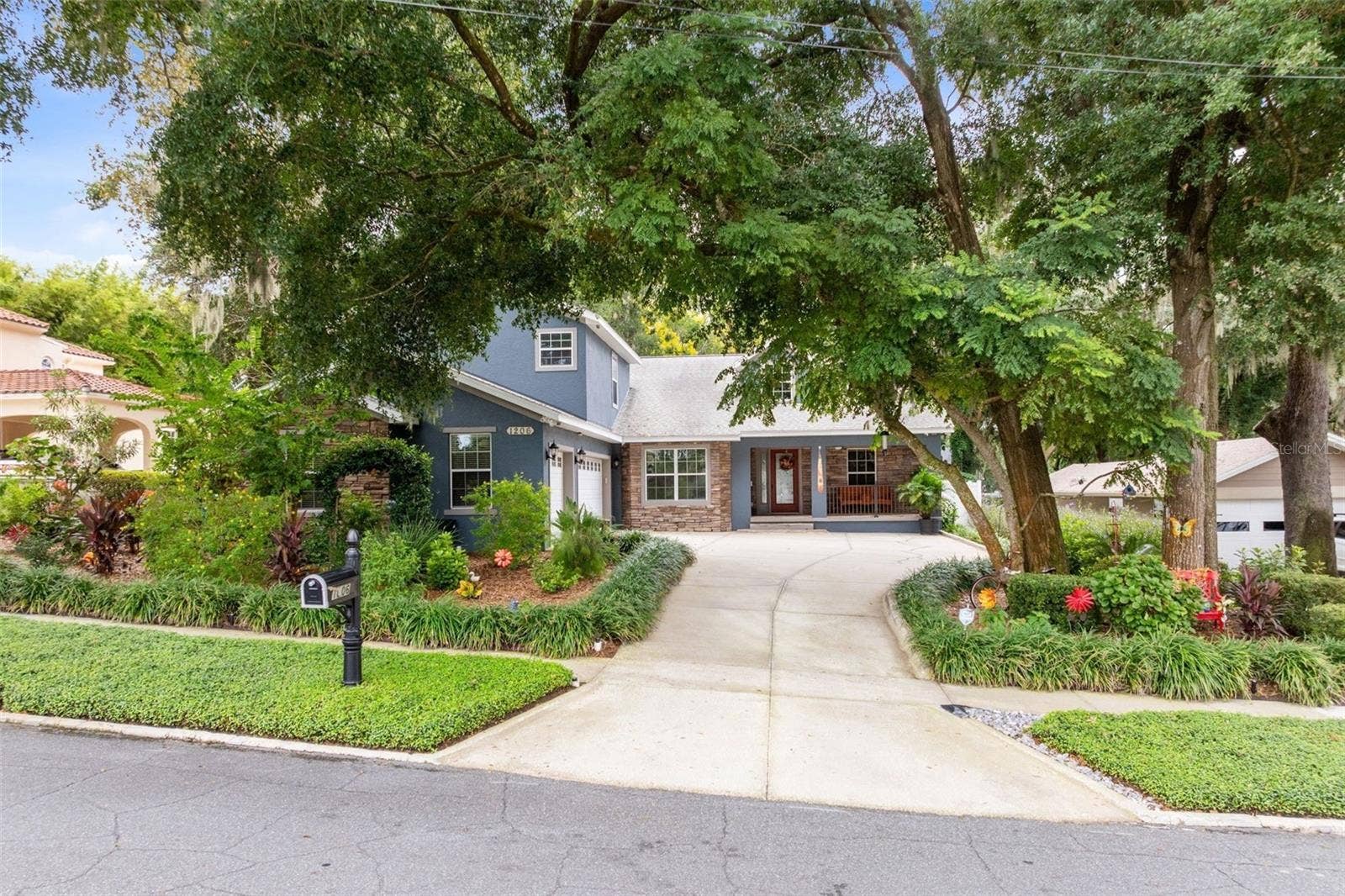 1206 LAKESHORE DRIVE, Mount Dora, FL 32757 1206 LAKESHORE DRIVE, Mount Dora, FL 32757