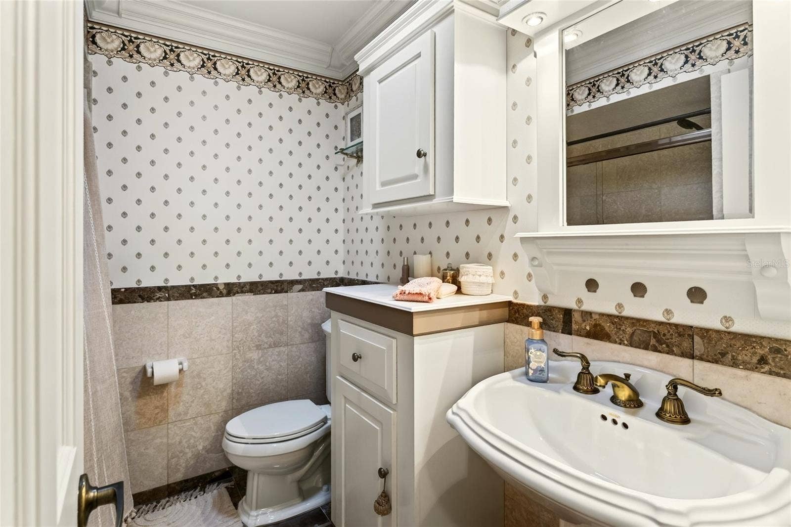 109 LAUREL OAK DRIVE, Longwood, FL 32779