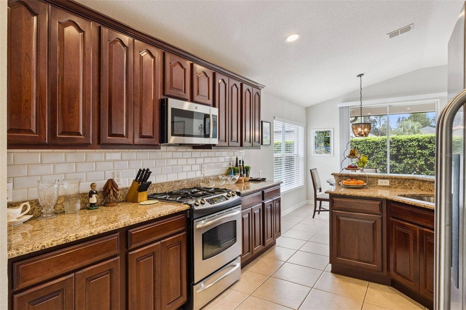 533 ARENA DRIVE, Davenport, FL 33837 533 ARENA DRIVE, Davenport, FL 33837