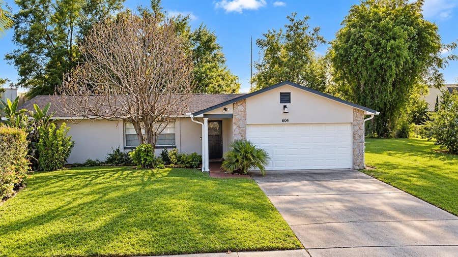 Property photo for 604 RIVERWOODS CIRCLE, Orlando, FL