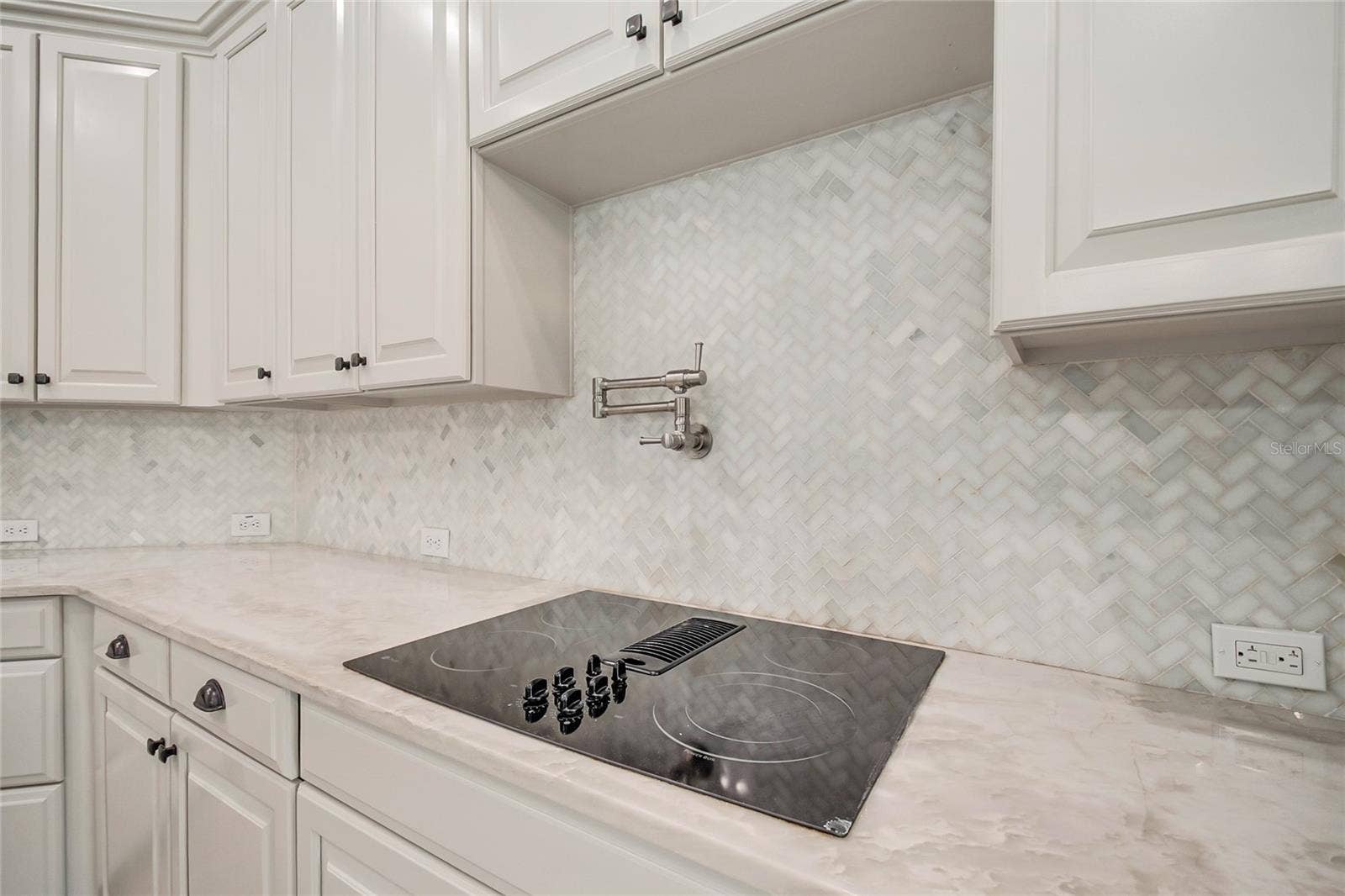 4244 ISLE VISTA AVENUE, Belle Isle, FL 32812 4244 ISLE VISTA AVENUE, Belle Isle, FL 32812