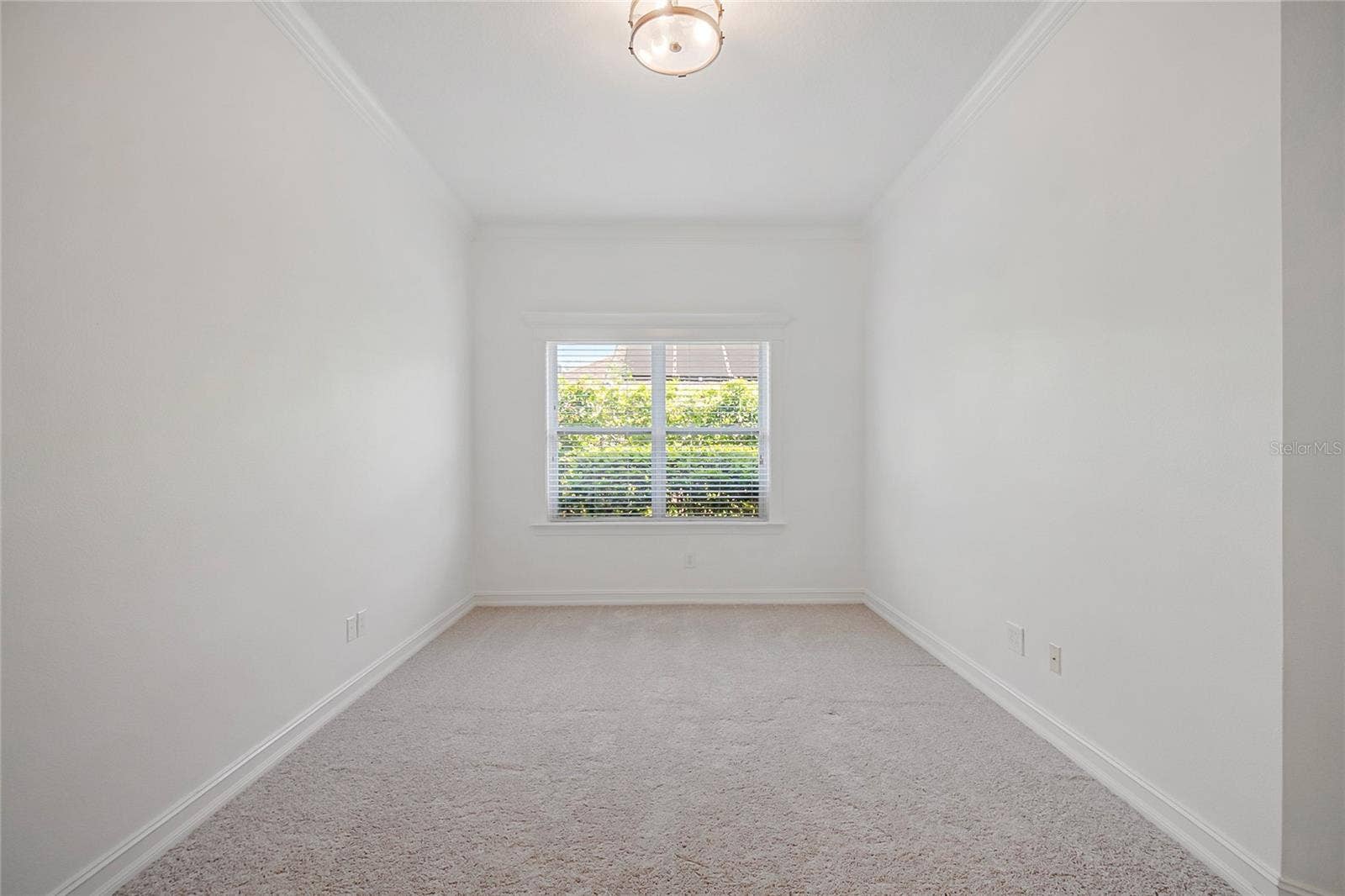 4244 ISLE VISTA AVENUE, Belle Isle, FL 32812 BONUS DEN RETREAT, OFFICE SPACE OR PLAYROOM FOR KIDS DOWSTAIRS