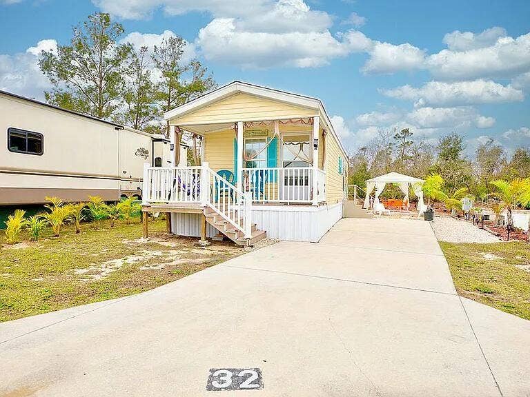Property photo for 32 GRASSY LAKE CIRCLE, Lake Placid, FL