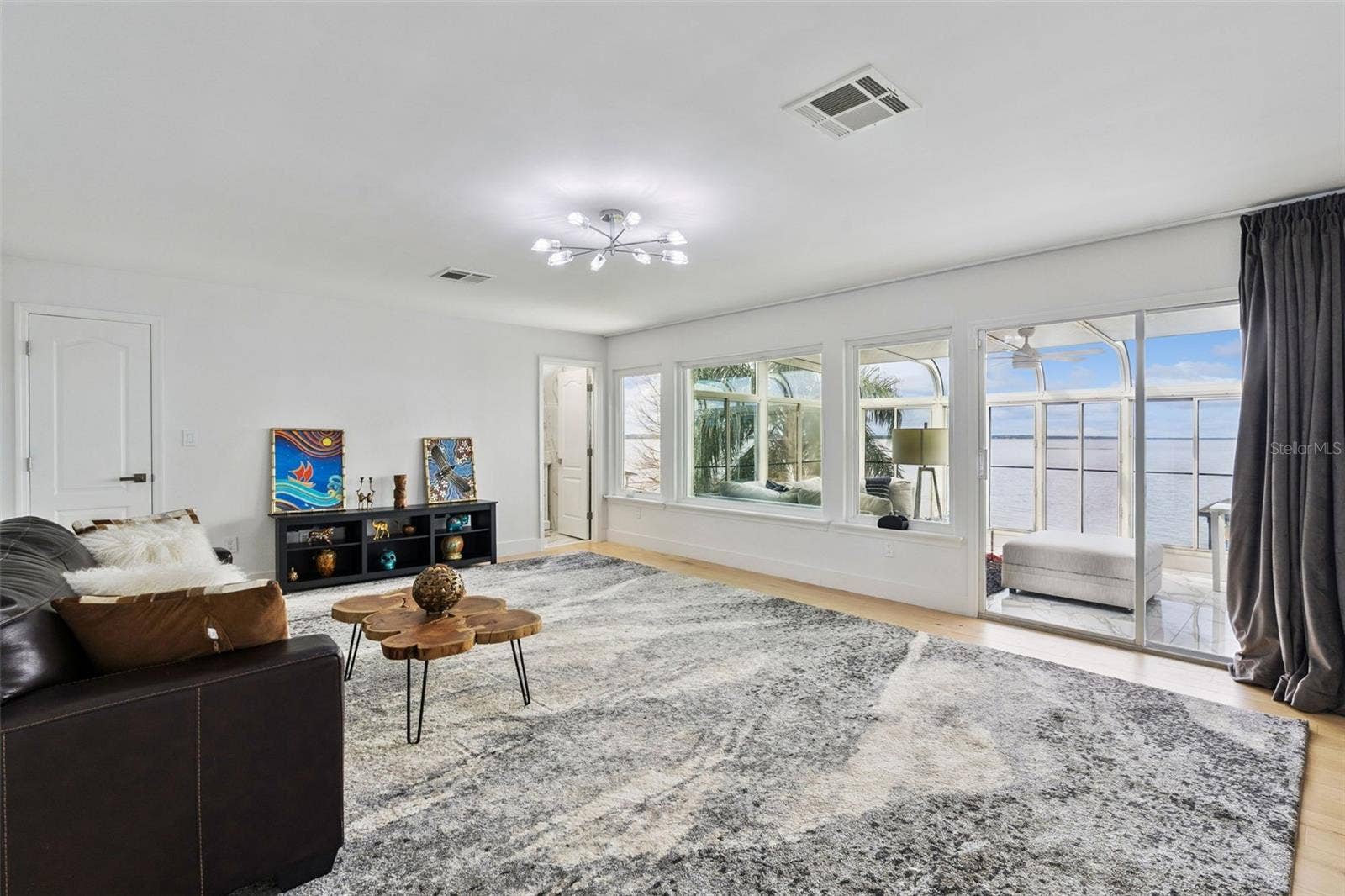 261 ZACHARY WADE STREET, Winter Garden, FL 34787 261 ZACHARY WADE STREET, Winter Garden, FL 34787