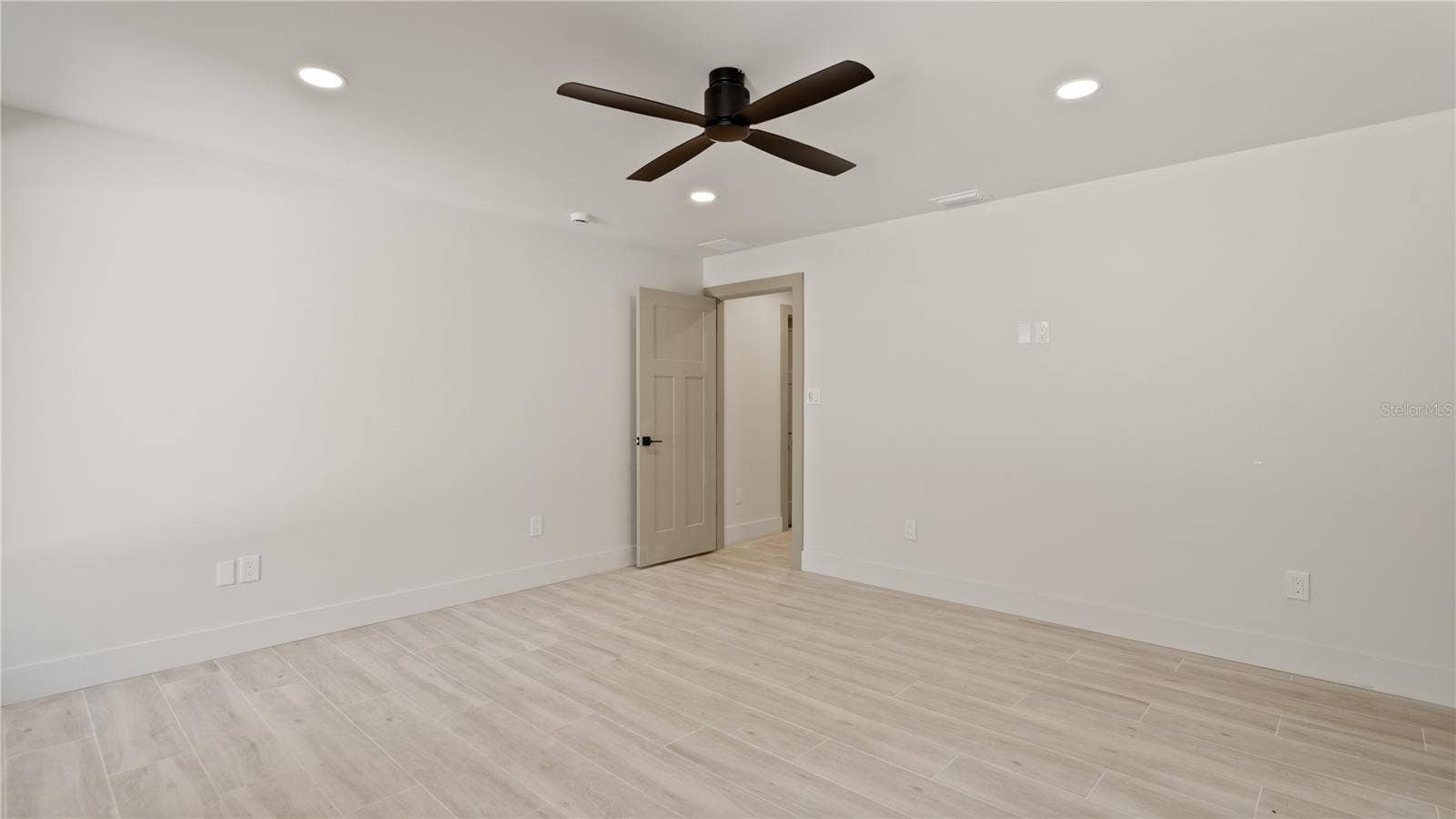1447 BIRD ROAD, Winter Springs, FL 32708