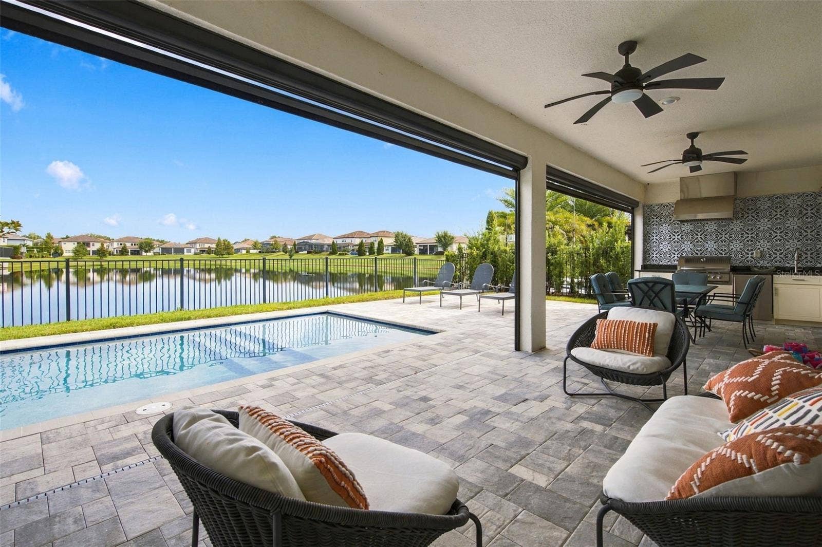 7643 WANDERING WAY, Orlando, FL 32836 7643 WANDERING WAY, Orlando, FL 32836