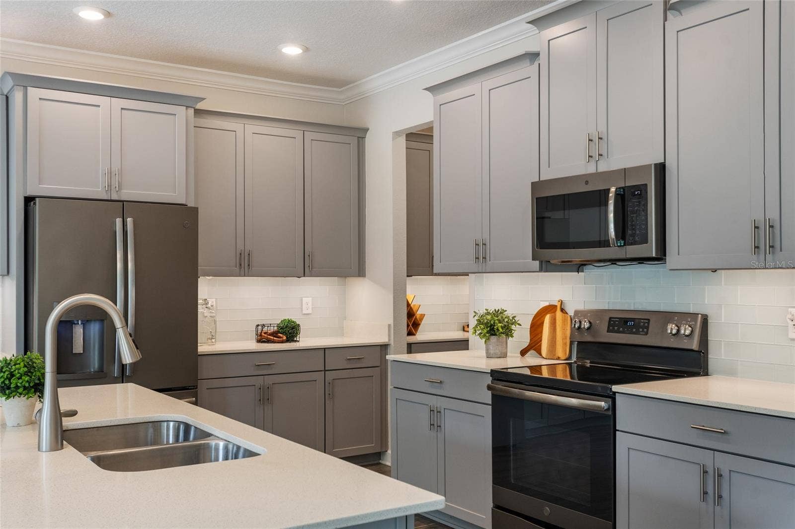 10192 LOVEGRASS LANE, Orlando, FL 32832