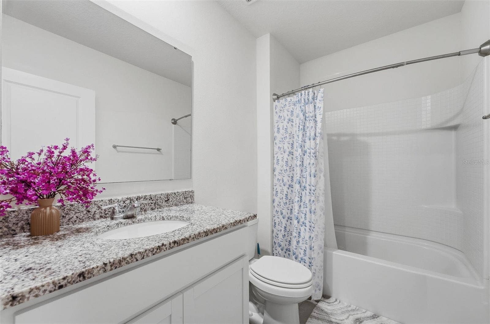 4171 BASINSIDE COURT, Sanford, FL 32771 Guest Bathroom