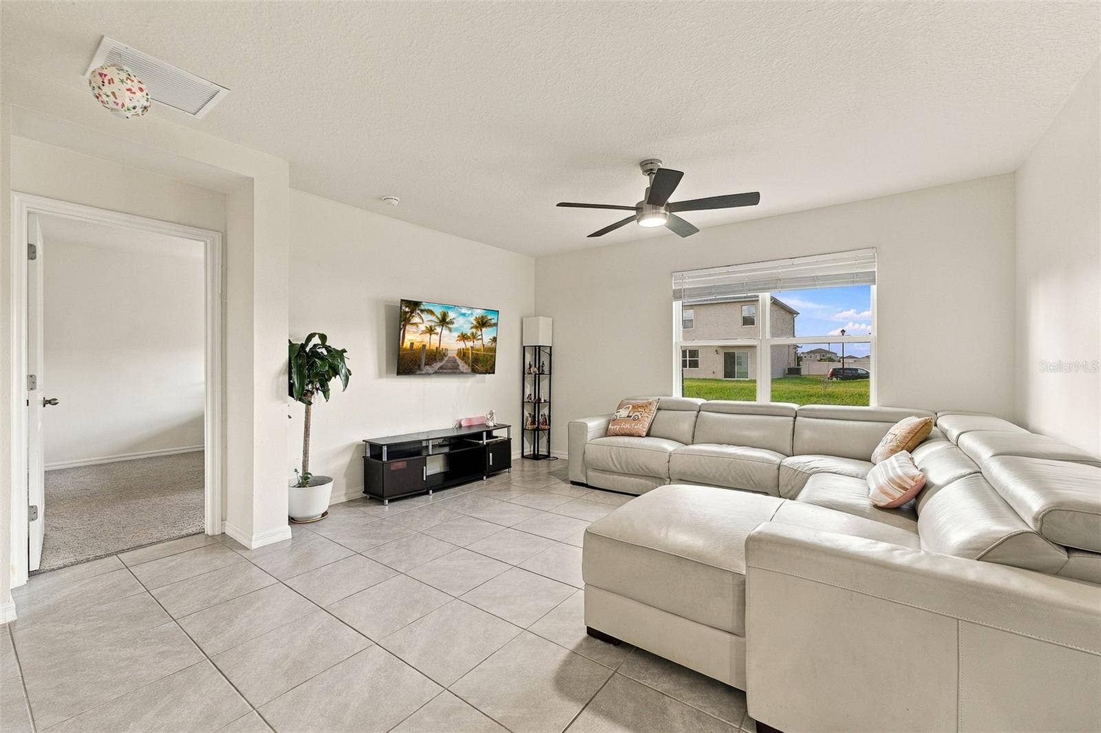 4171 BASINSIDE COURT, Sanford, FL 32771 Living Room (4)