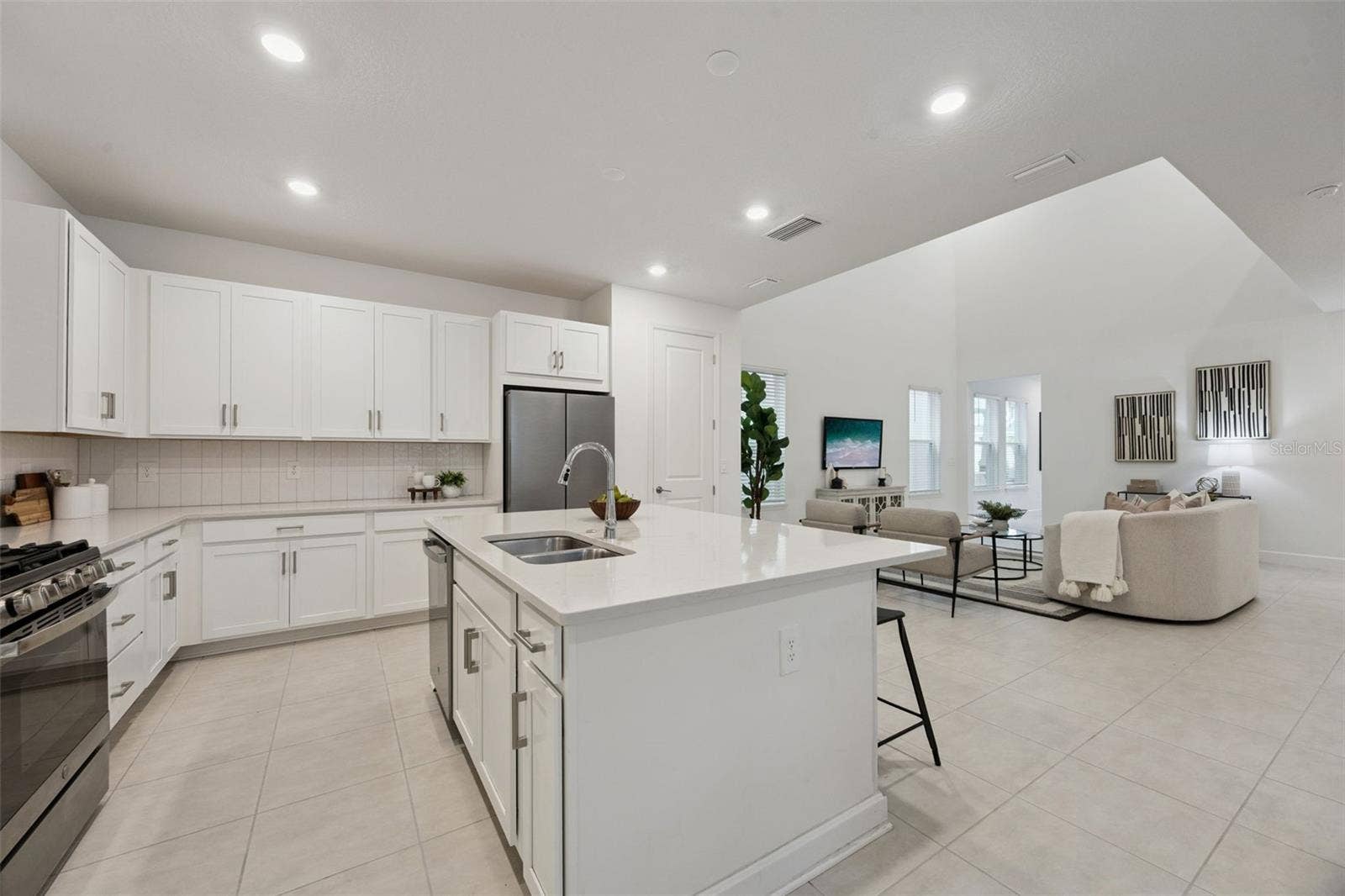 16283 HONEY HARVEST STREET, Winter Garden, FL 34787 16283 HONEY HARVEST STREET, Winter Garden, FL 34787