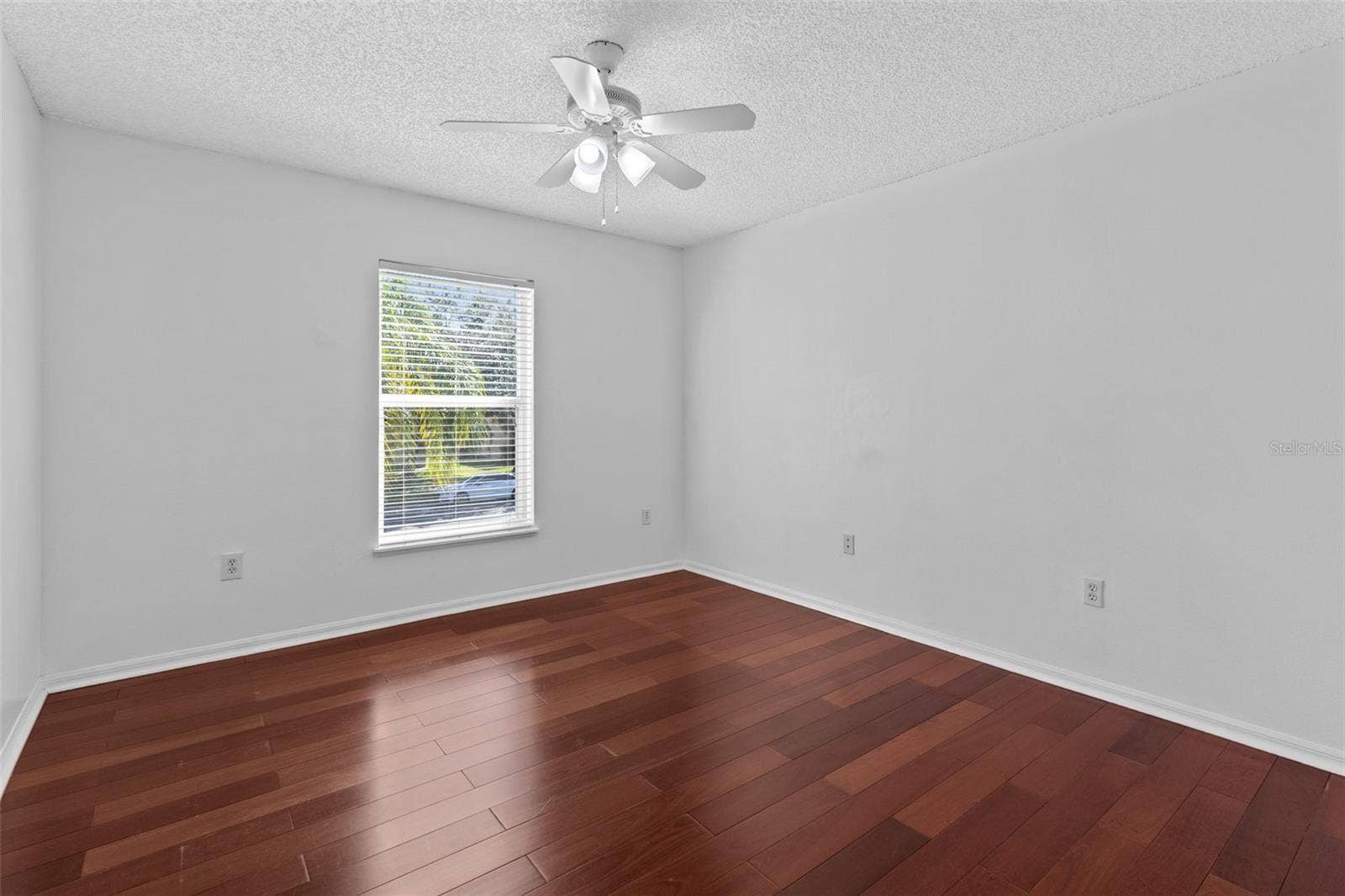 Upstairs Bedroom 3