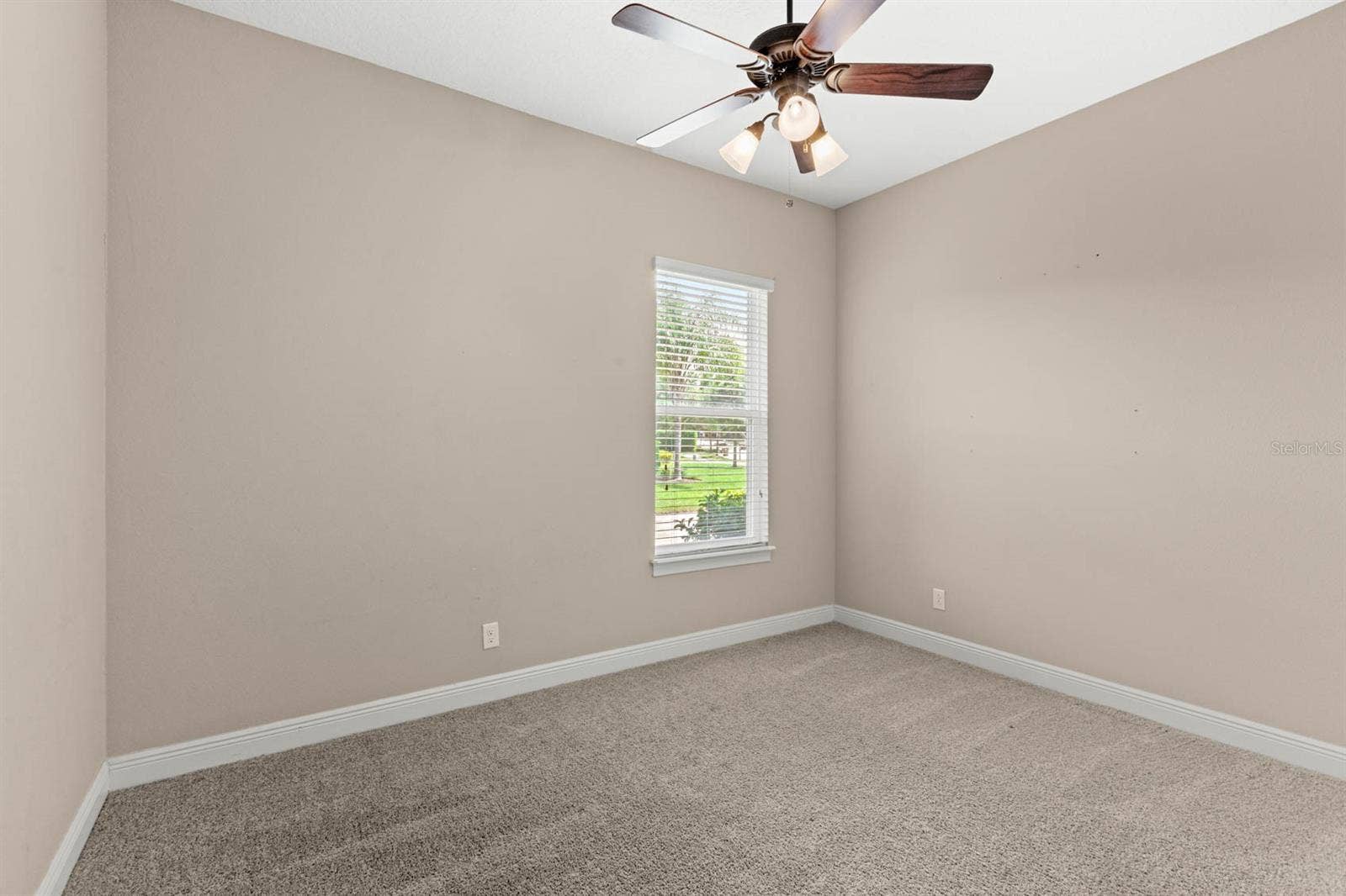 31722 RED TAIL BOULEVARD, Sorrento, FL 32776 31722 RED TAIL BOULEVARD, Sorrento, FL 32776