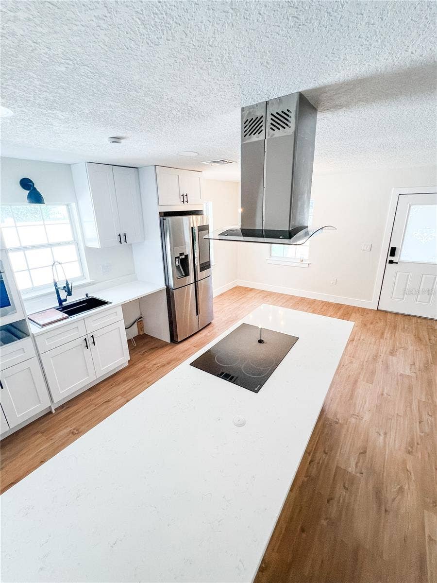1314 ROBIE AVENUE, Mount Dora, FL 32757 1314 ROBIE AVENUE, Mount Dora, FL 32757