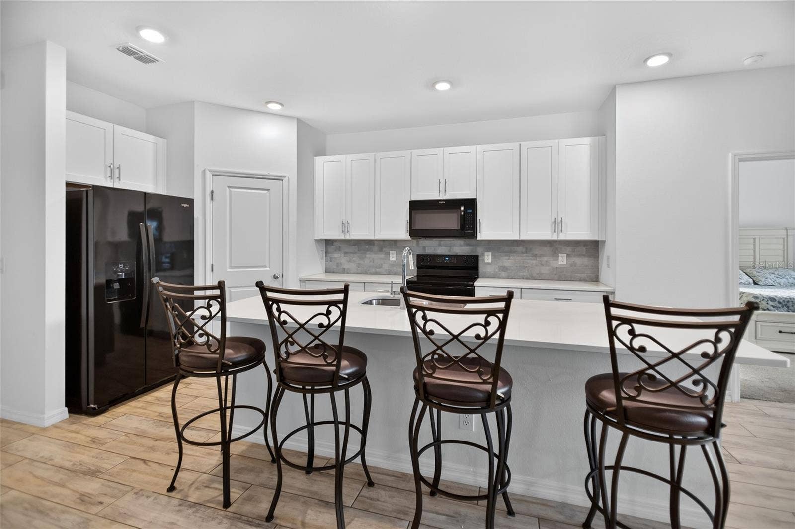 2008 BUCKHANON TRAIL, Deland, FL 32720 2008 BUCKHANON TRAIL, Deland, FL 32720