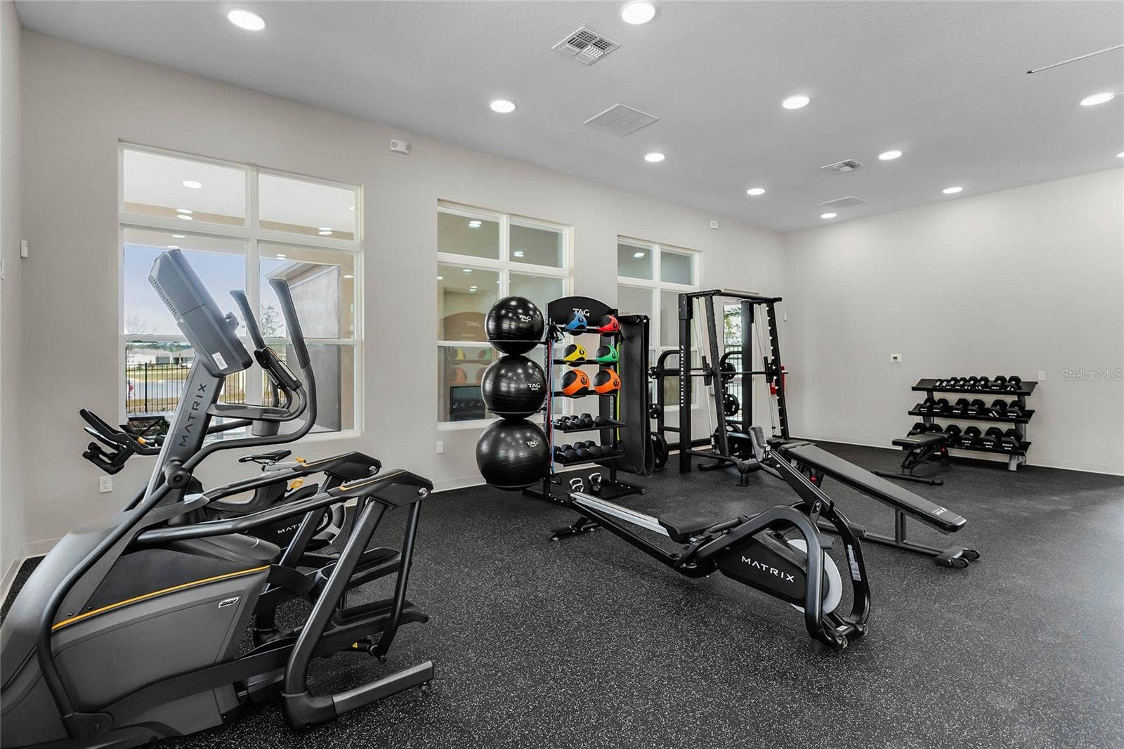 3041 KINGSMAN TRAIL, Ormond Beach, FL 32174 3041 KINGSMAN TRAIL, Ormond Beach, FL 32174