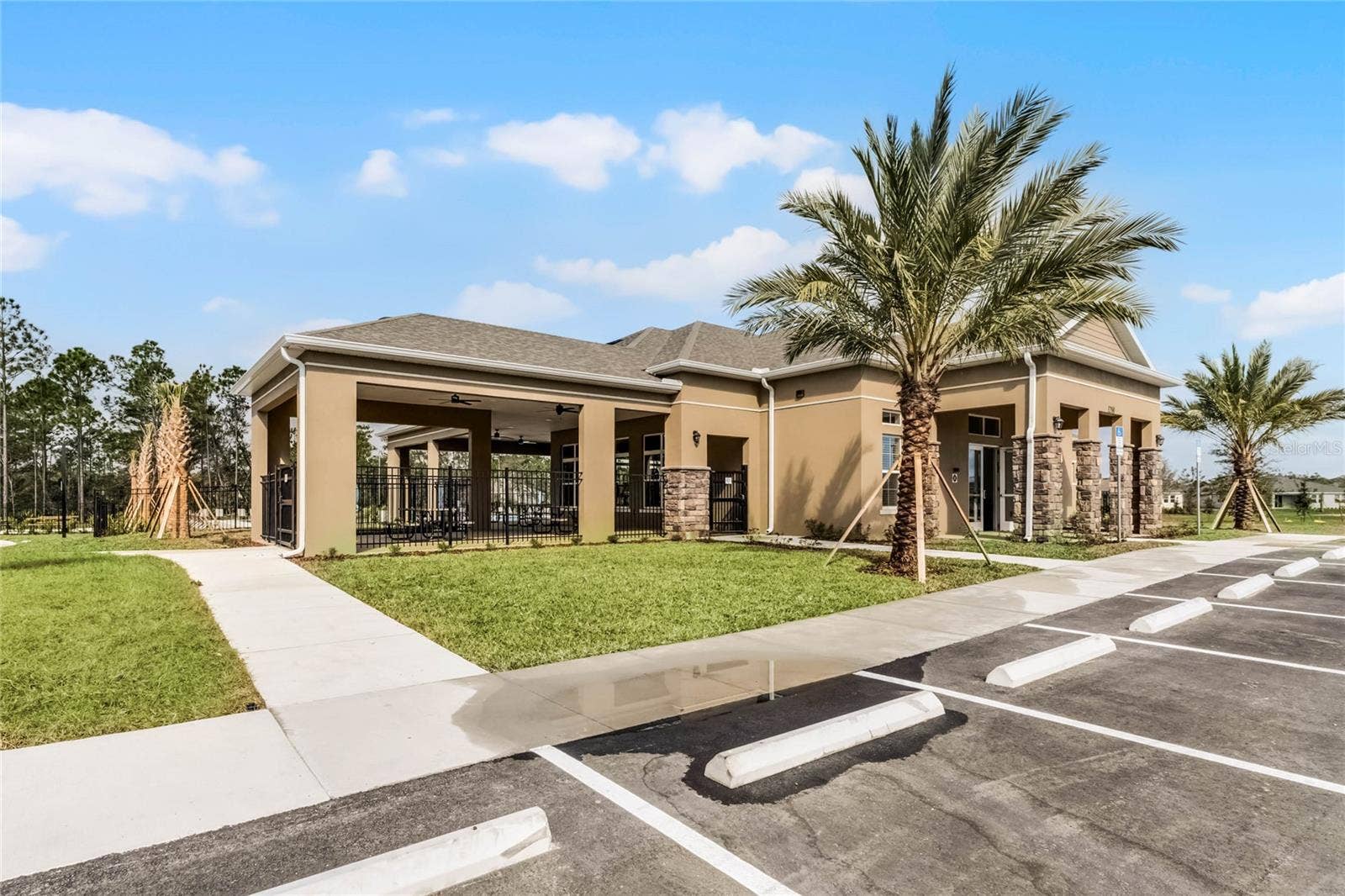 3041 KINGSMAN TRAIL, Ormond Beach, FL 32174 3041 KINGSMAN TRAIL, Ormond Beach, FL 32174