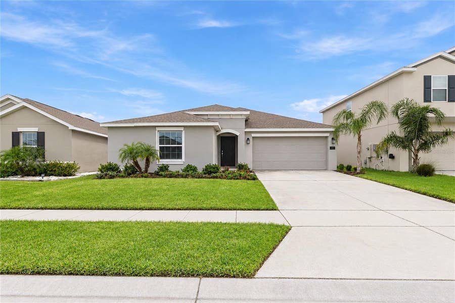 Property photo for 301 PINEYWOODS STREET, St Cloud, FL