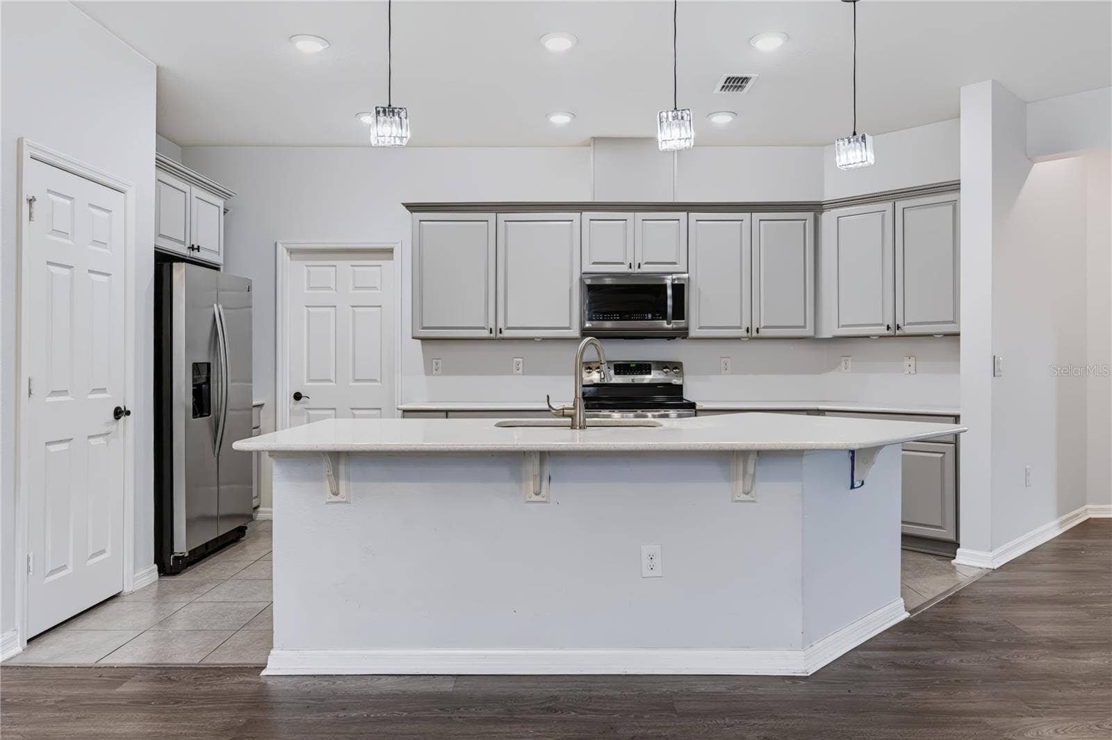 4721 GRASSENDALE TERRACE, Sanford, FL 32771 4721 GRASSENDALE TERRACE, Sanford, FL 32771