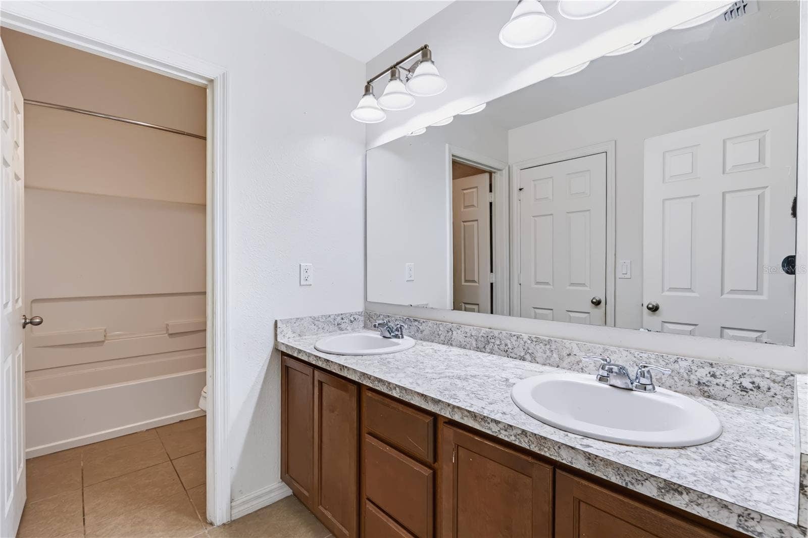 4721 GRASSENDALE TERRACE, Sanford, FL 32771 4721 GRASSENDALE TERRACE, Sanford, FL 32771
