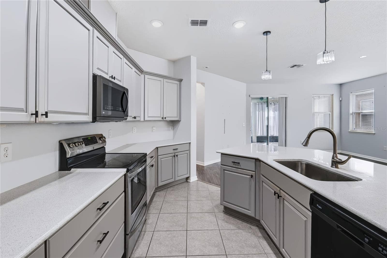 4721 GRASSENDALE TERRACE, Sanford, FL 32771 4721 GRASSENDALE TERRACE, Sanford, FL 32771