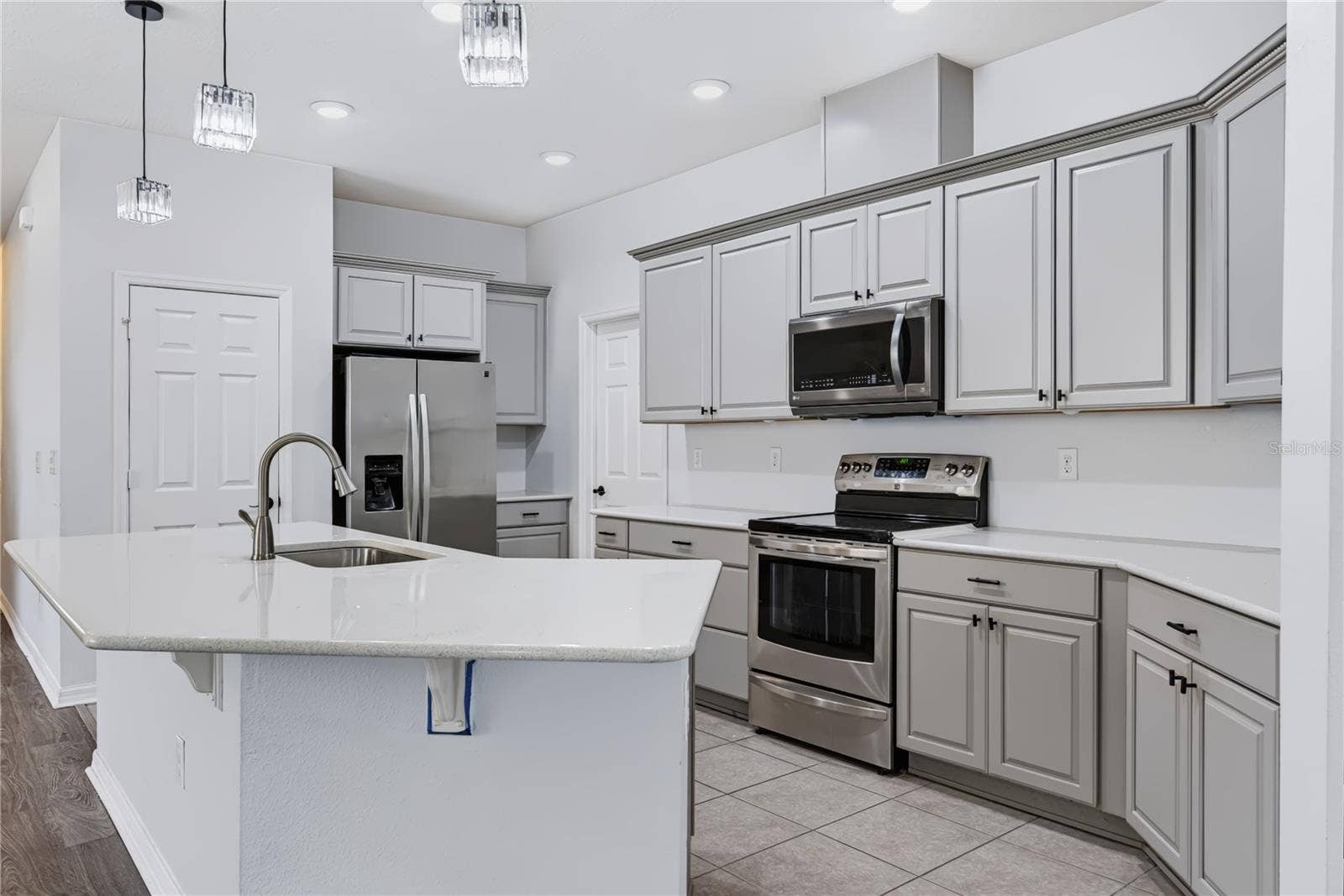 4721 GRASSENDALE TERRACE, Sanford, FL 32771 4721 GRASSENDALE TERRACE, Sanford, FL 32771