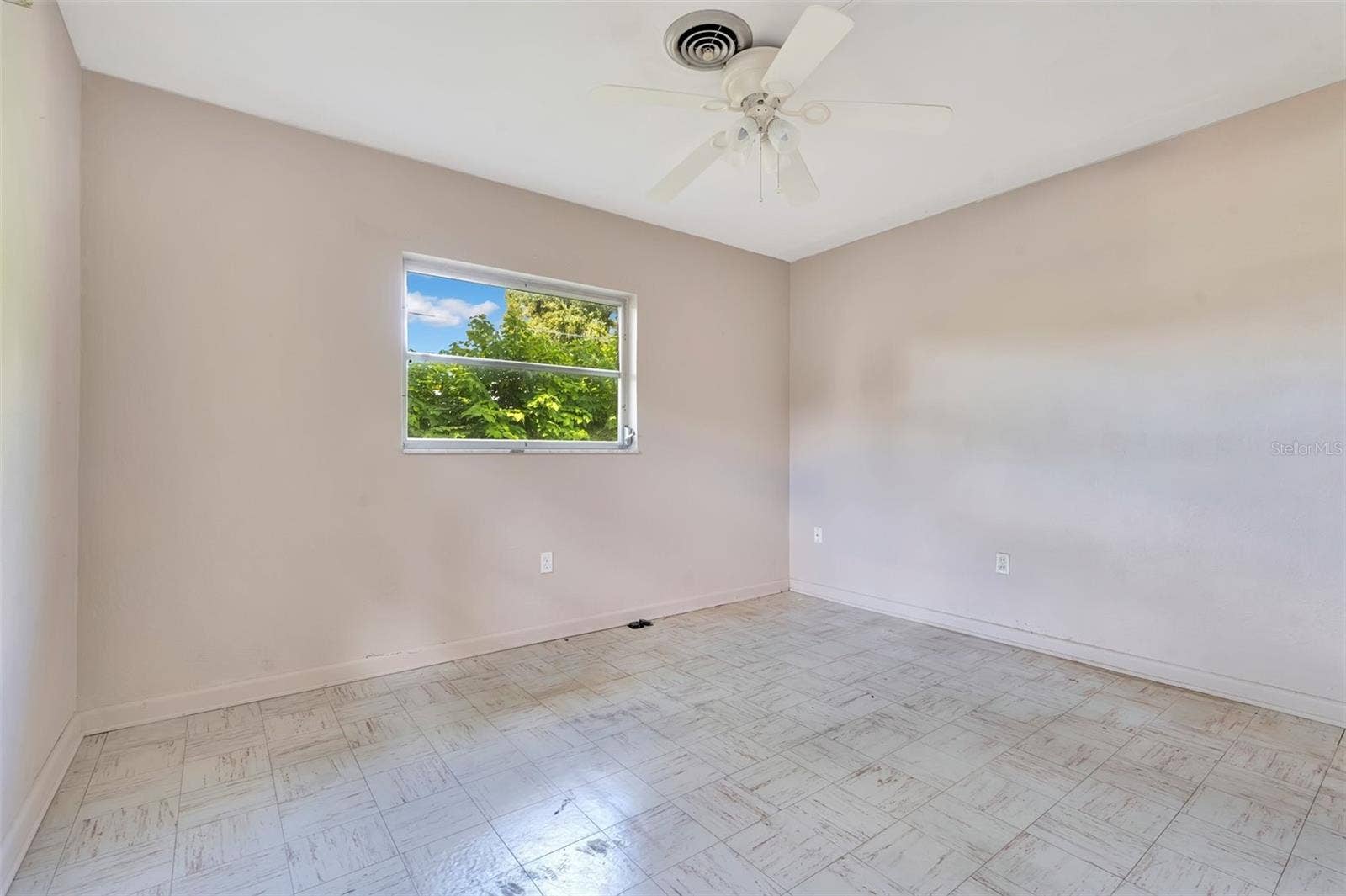 4800 BEACH BOULEVARD, Orlando, FL 32803 4800 BEACH BOULEVARD, Orlando, FL 32803