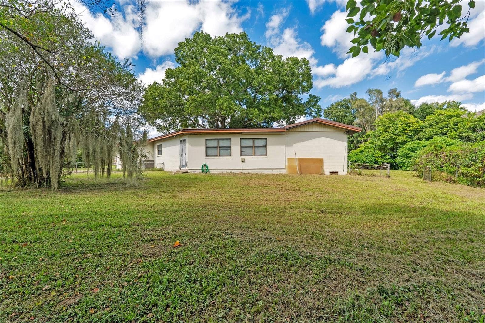 4800 BEACH BOULEVARD, Orlando, FL 32803 4800 BEACH BOULEVARD, Orlando, FL 32803