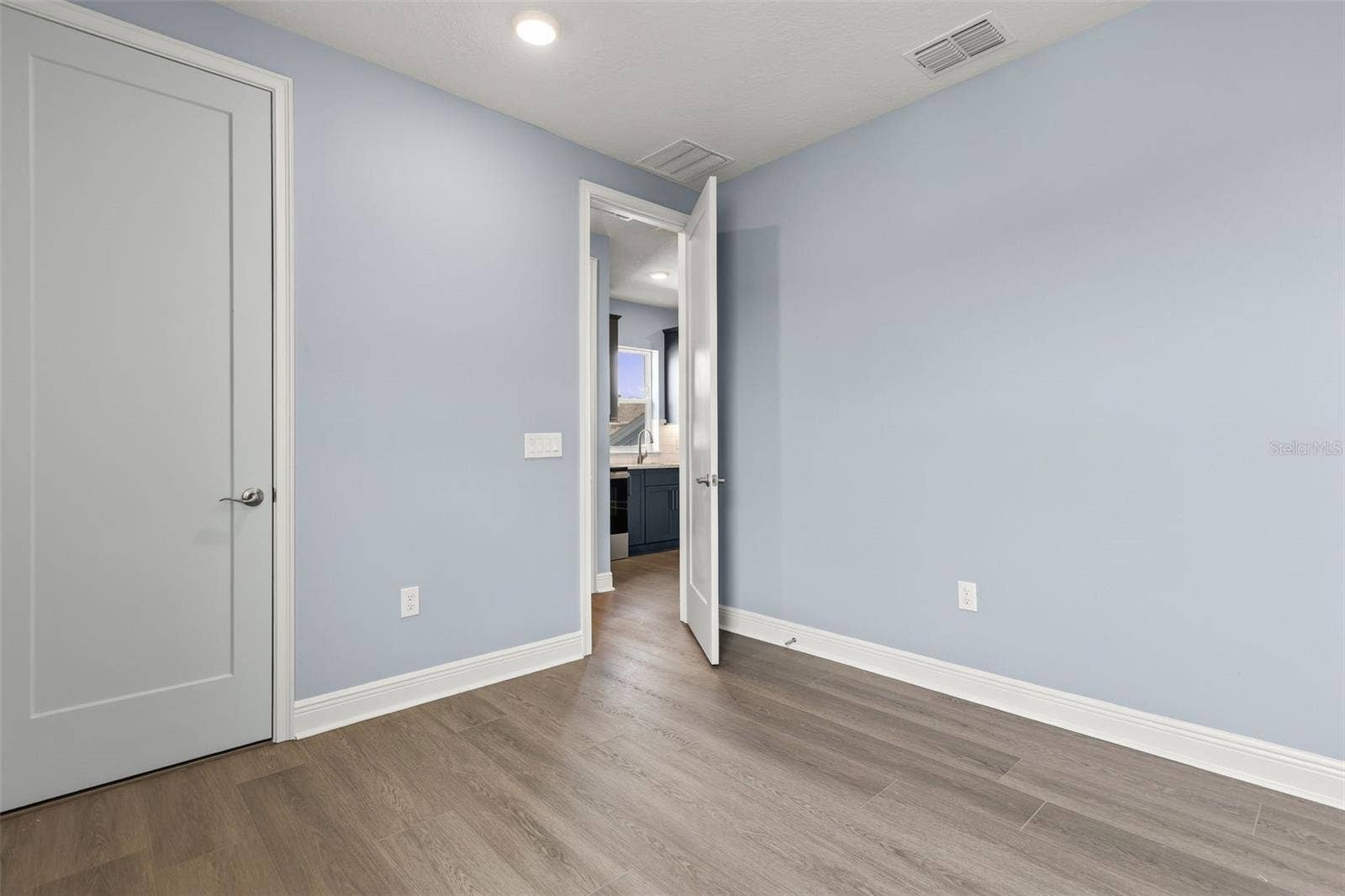 10061 GOBAT ALLEY, Orlando, FL 32827