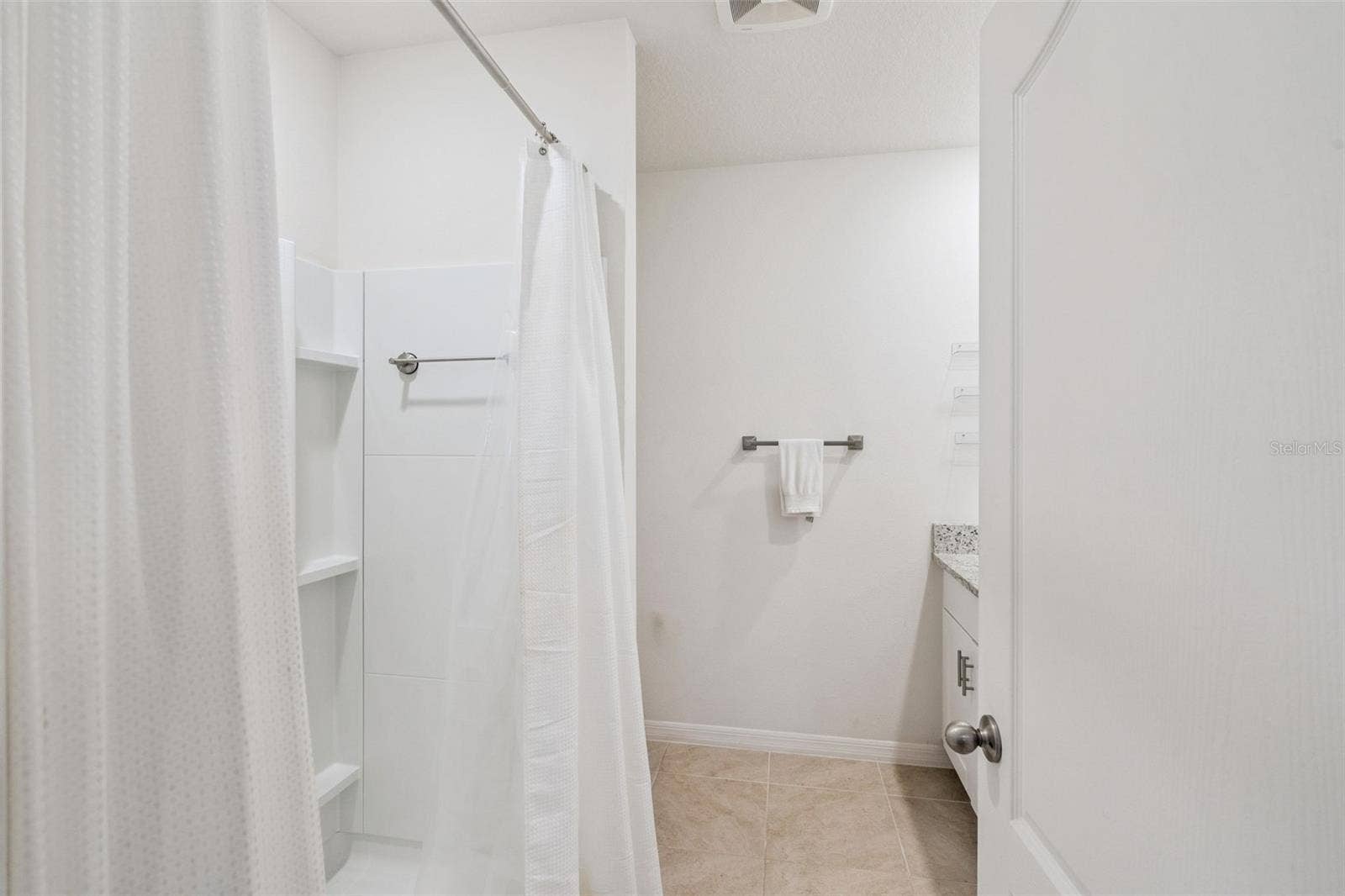 407 CHARLOTTE WAY, Deland, FL 32724 407 CHARLOTTE WAY, Deland, FL 32724