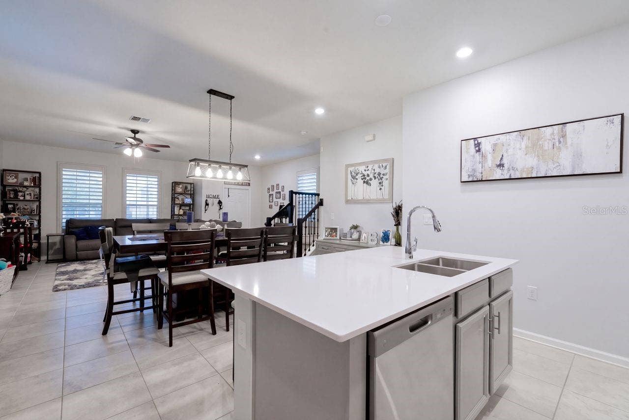 17126 QUICKSILVER AVENUE, Winter Garden, FL 34787 17126 QUICKSILVER AVENUE, Winter Garden, FL 34787