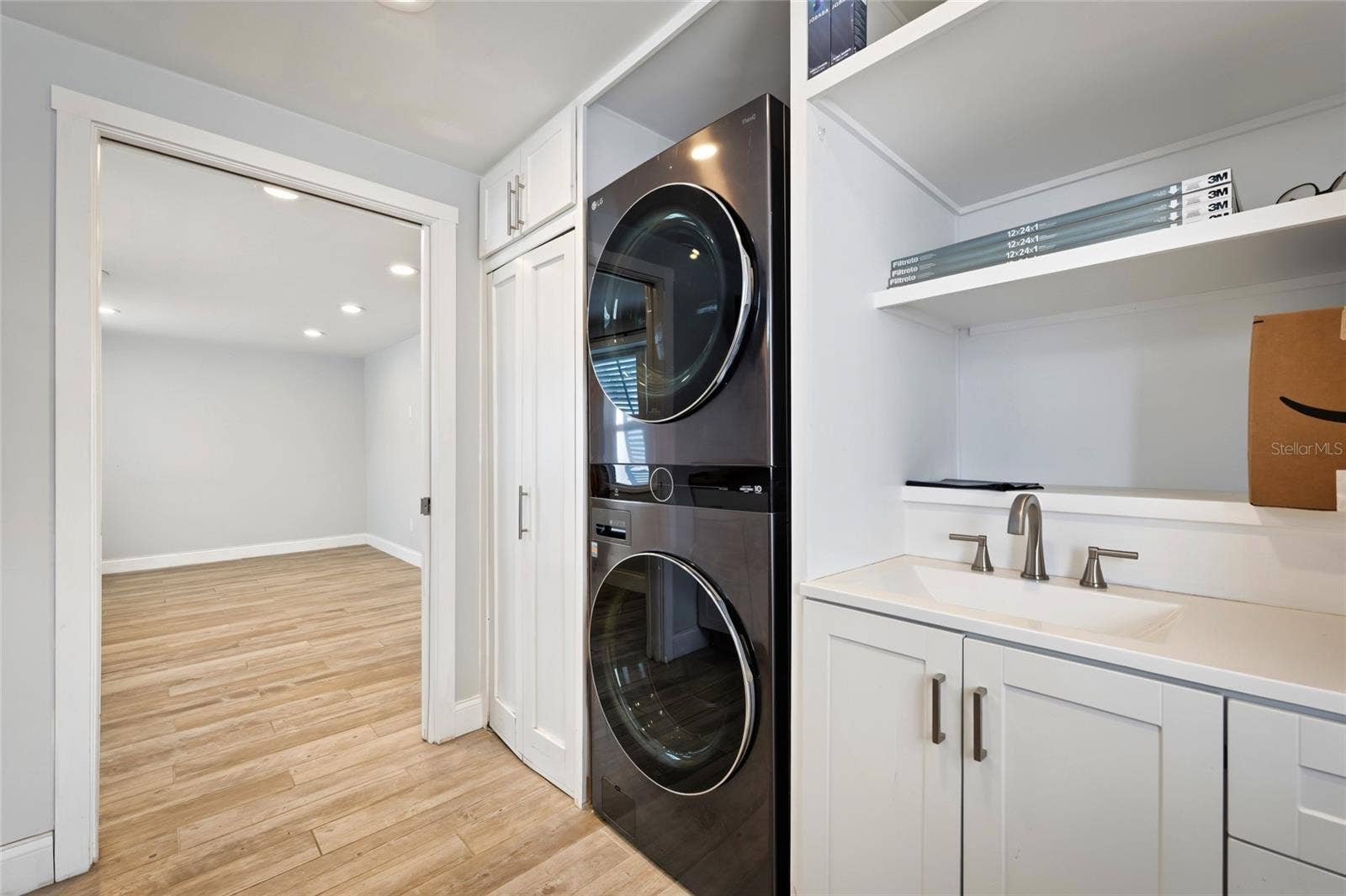 118 ROBERTA ROAD, Ormond Beach, FL 32176 LAUNDRYROOM