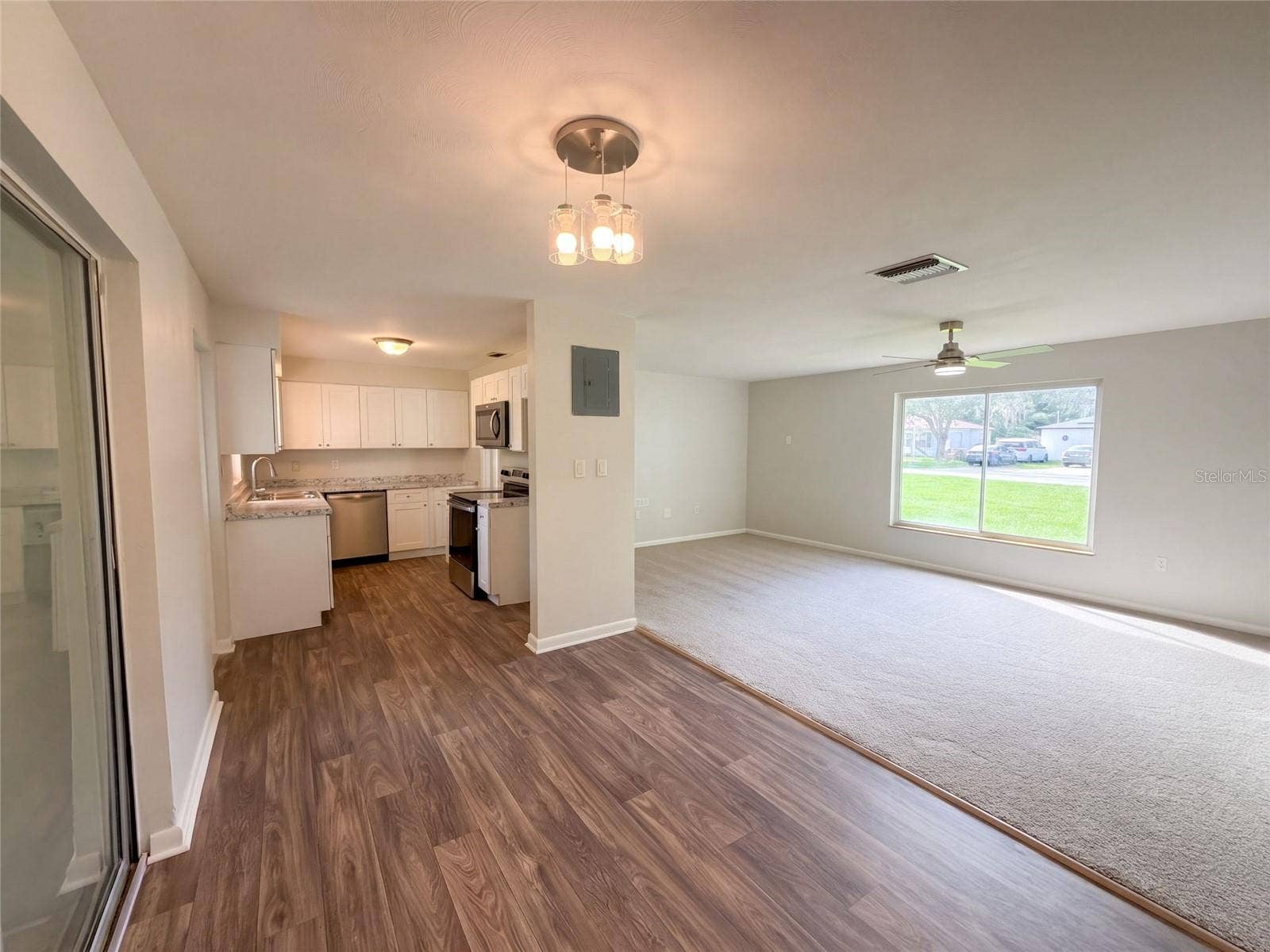 411 W SEMINOLE AVENUE, Eustis, FL 32726 411 W SEMINOLE AVENUE, Eustis, FL 32726