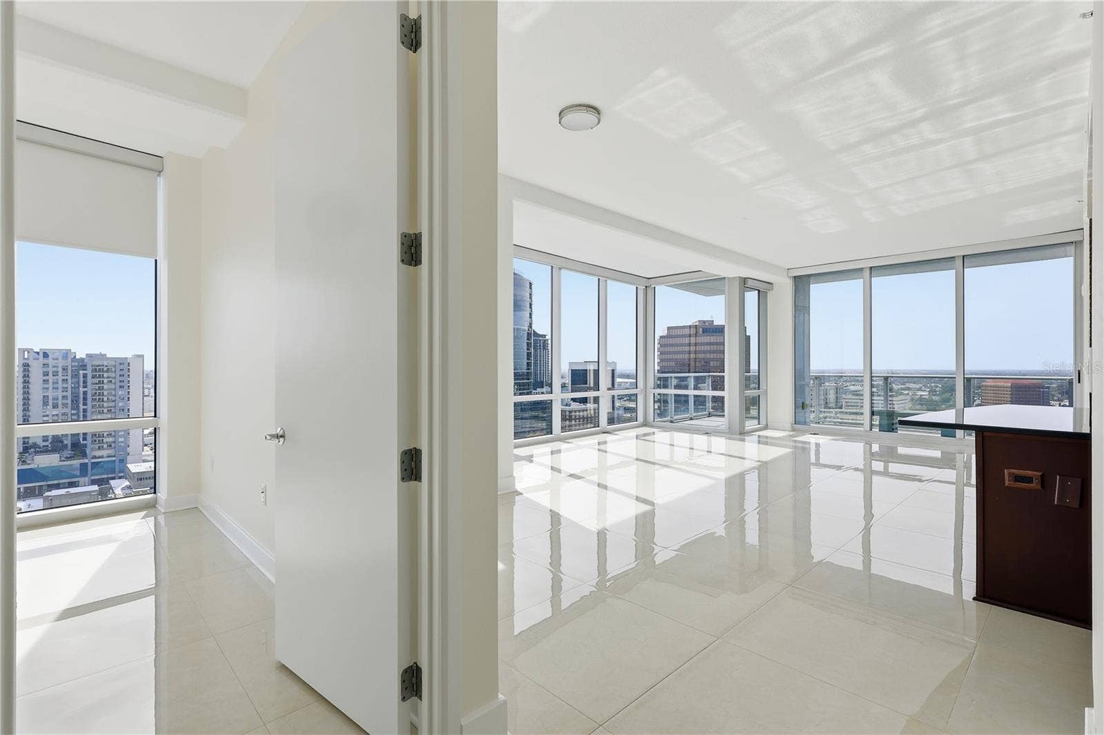 150 E ROBINSON ST, #2002, Orlando, FL 32801 150 E ROBINSON ST, #2002, Orlando, FL 32801