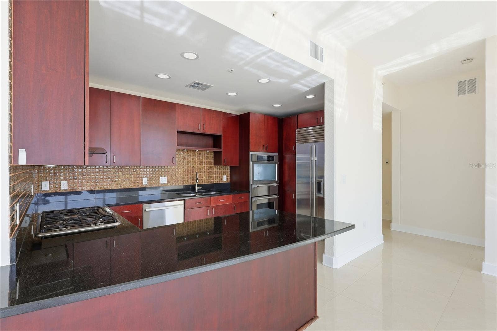 150 E ROBINSON ST, #2002, Orlando, FL 32801 150 E ROBINSON ST, #2002, Orlando, FL 32801