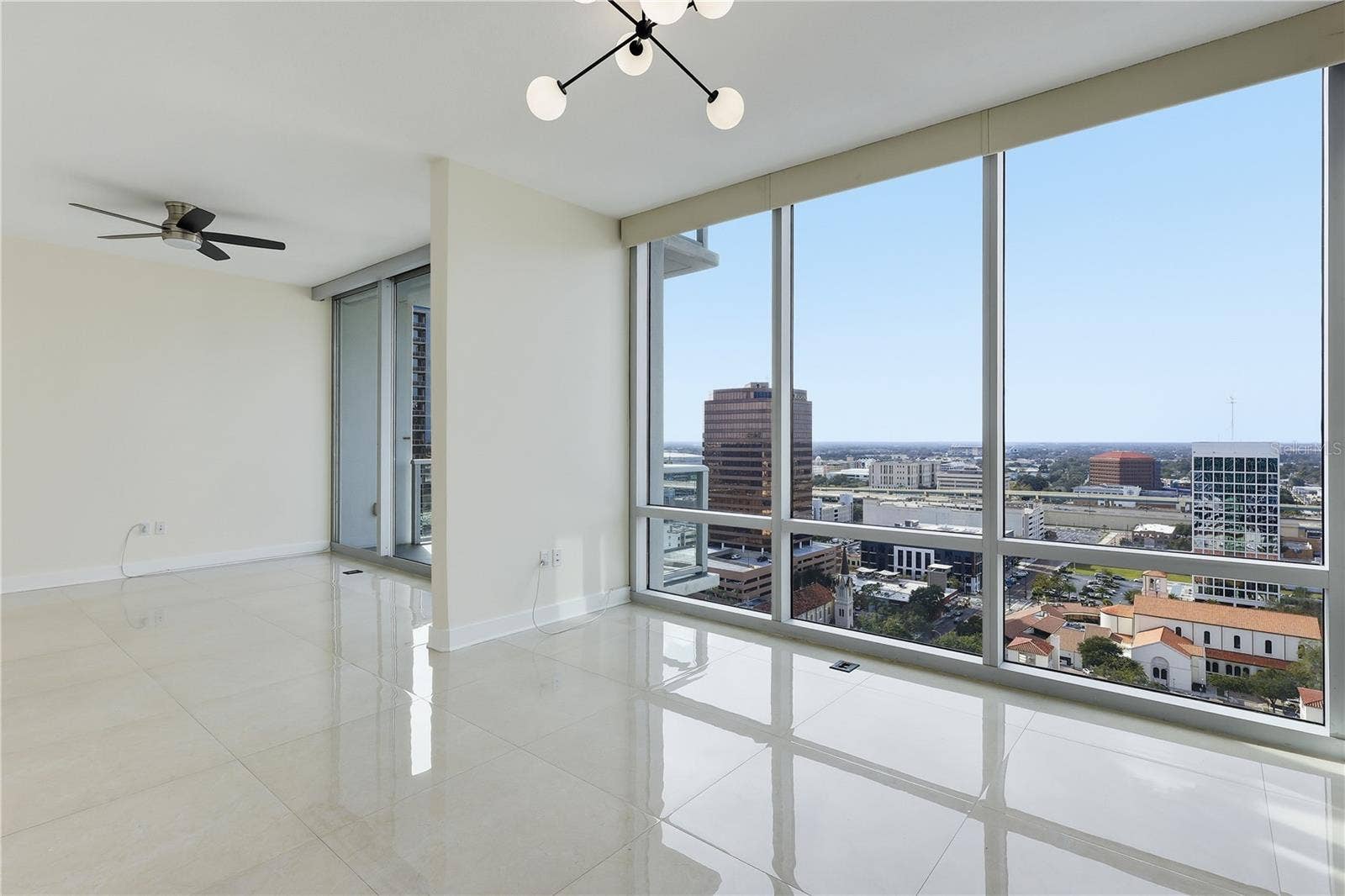 150 E ROBINSON ST, #2002, Orlando, FL 32801 150 E ROBINSON ST, #2002, Orlando, FL 32801