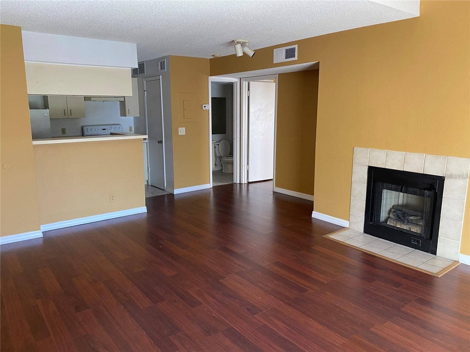 320 FORESTWAY CIRCLE, #307, Altamonte Springs, FL 32701 320 FORESTWAY CIRCLE, #307, Altamonte Springs, FL 32701