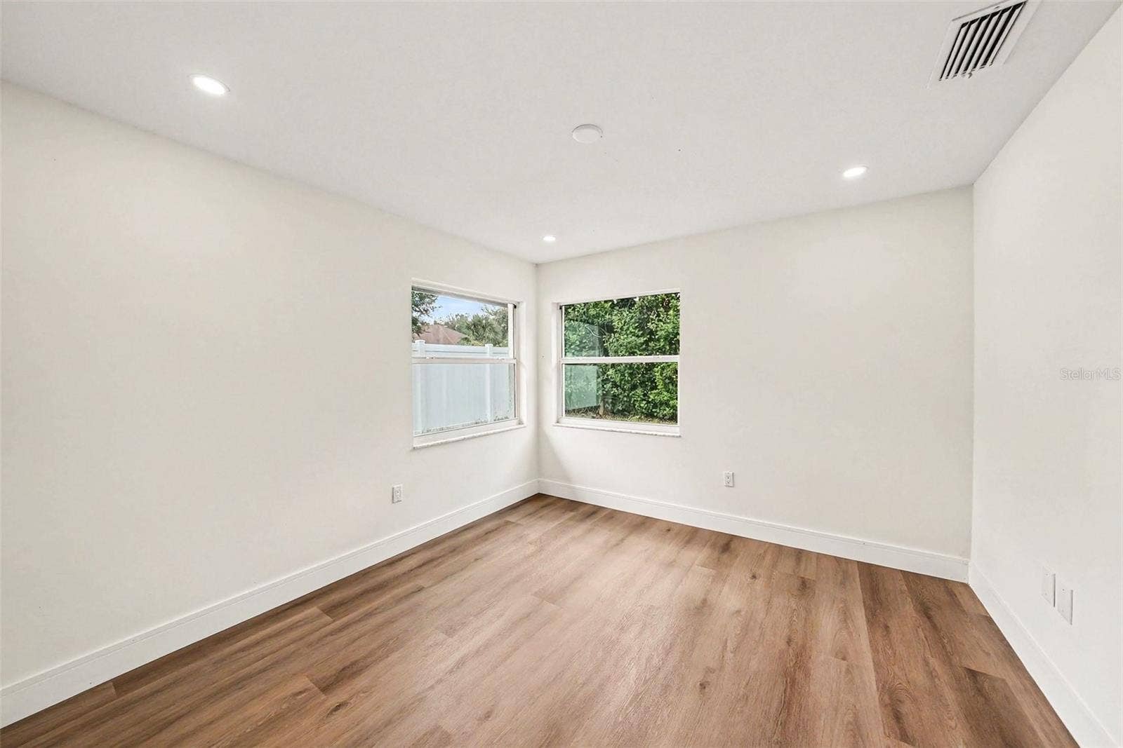 4901 HALLSTEAD WAY, Tampa, FL 33647 Bedroom