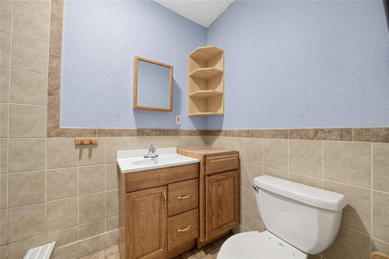 2020 LEANNE COURT, Winter Park, FL 32792 2020 LEANNE COURT, Winter Park, FL 32792