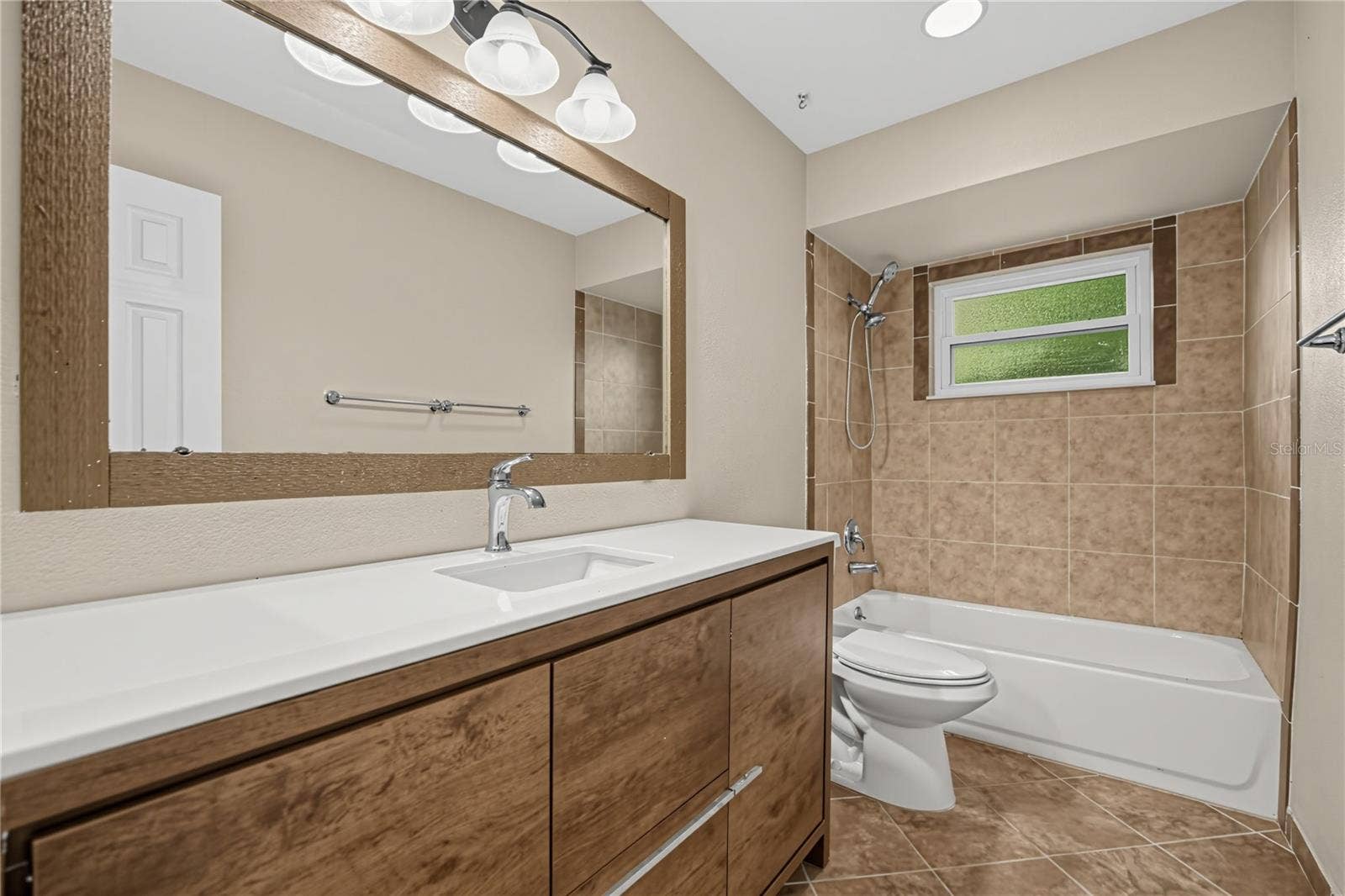 2020 LEANNE COURT, Winter Park, FL 32792 2020 LEANNE COURT, Winter Park, FL 32792