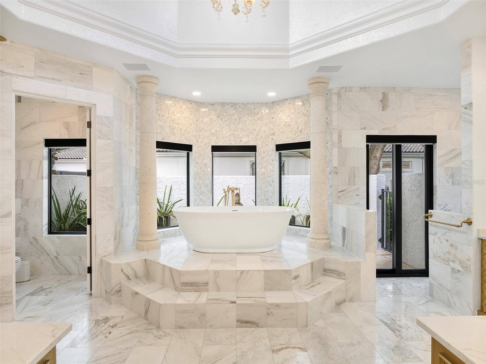 5092 ISLEWORTH COUNTRY CLUB DRIVE, Windermere, FL 34786 5092 ISLEWORTH COUNTRY CLUB DRIVE, Windermere, FL 34786