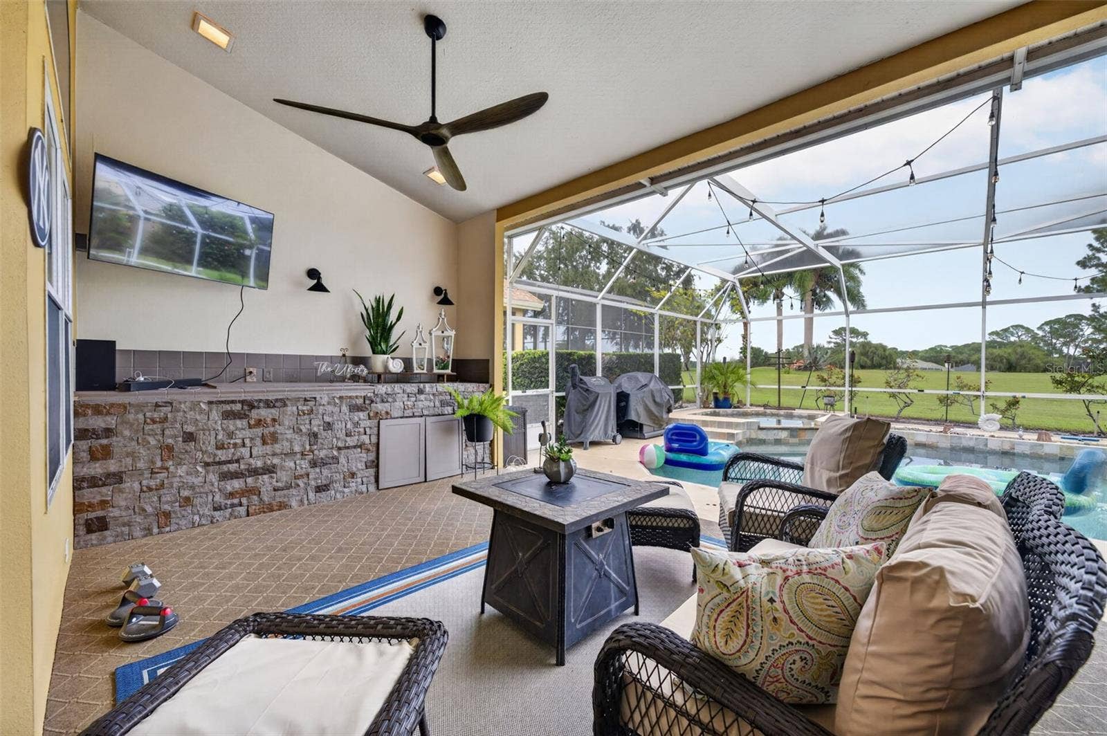 635 CHOCKTAW STREET, Lake Mary, FL 32746 Lanai