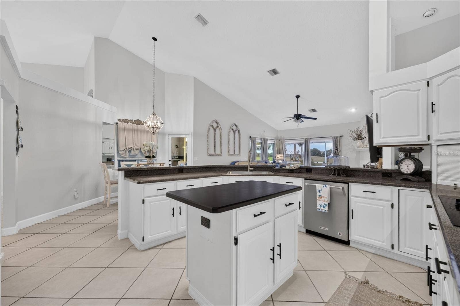635 CHOCKTAW STREET, Lake Mary, FL 32746 Kitchen