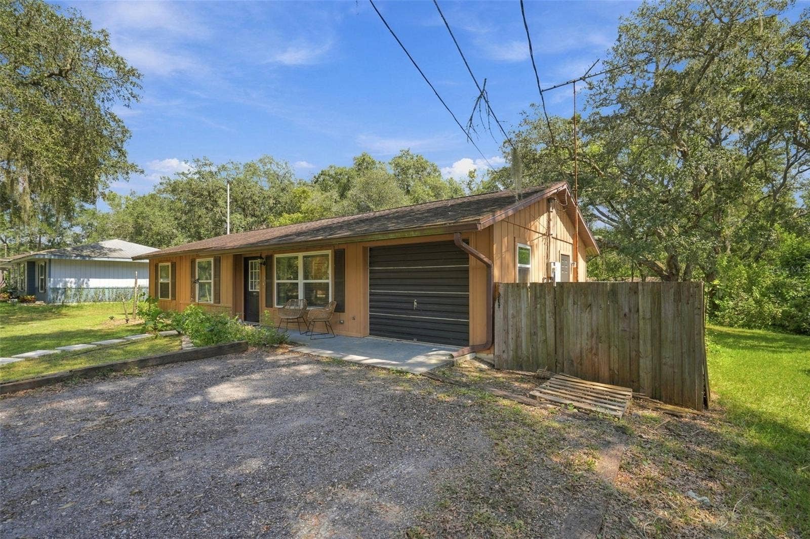 637 PRATT STREET, Deland, FL 32720 637 PRATT STREET, Deland, FL 32720