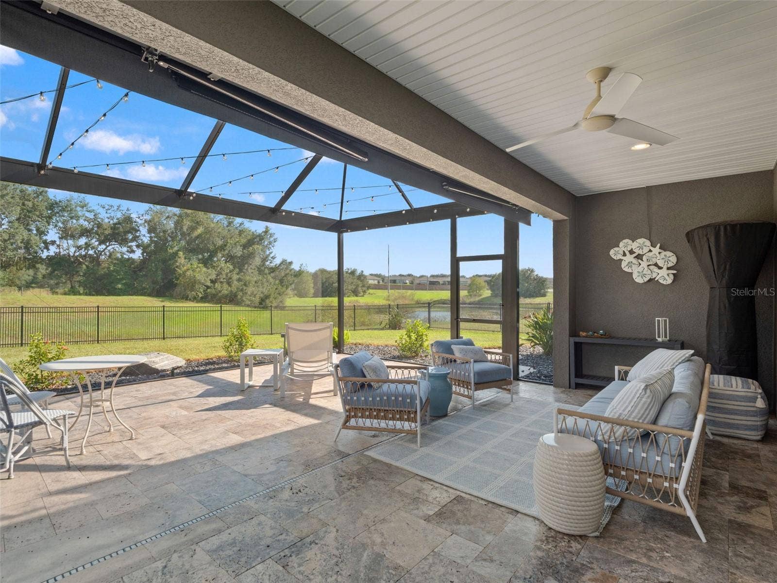 771 ALCOVE DRIVE, Groveland, FL 34736 Lanai