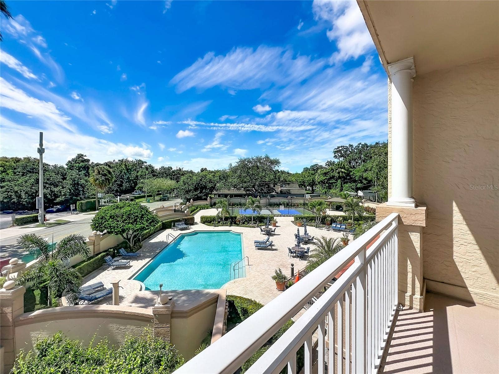 1110 W IVANHOE BOULEVARD, #9, Orlando, FL 32804 1110 W IVANHOE BOULEVARD, #9, Orlando, FL 32804