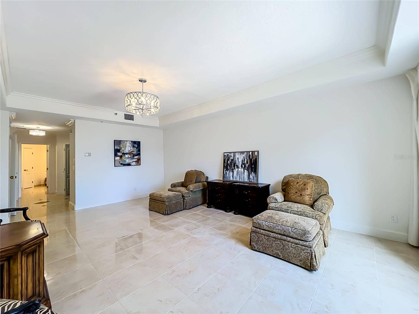 1110 W IVANHOE BOULEVARD, #9, Orlando, FL 32804 1110 W IVANHOE BOULEVARD, #9, Orlando, FL 32804