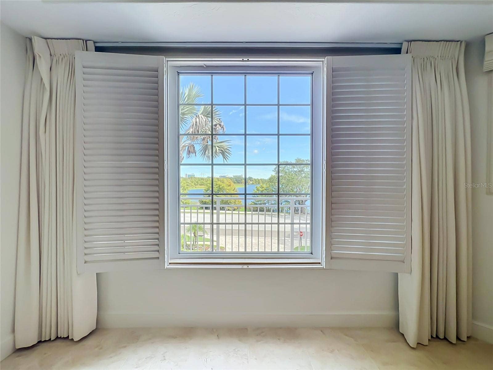 1110 W IVANHOE BOULEVARD, #9, Orlando, FL 32804 1110 W IVANHOE BOULEVARD, #9, Orlando, FL 32804