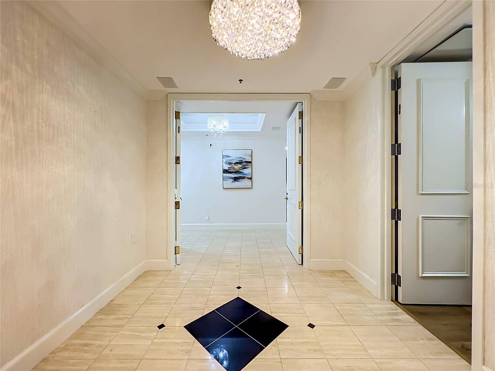 1110 W IVANHOE BOULEVARD, #9, Orlando, FL 32804 1110 W IVANHOE BOULEVARD, #9, Orlando, FL 32804