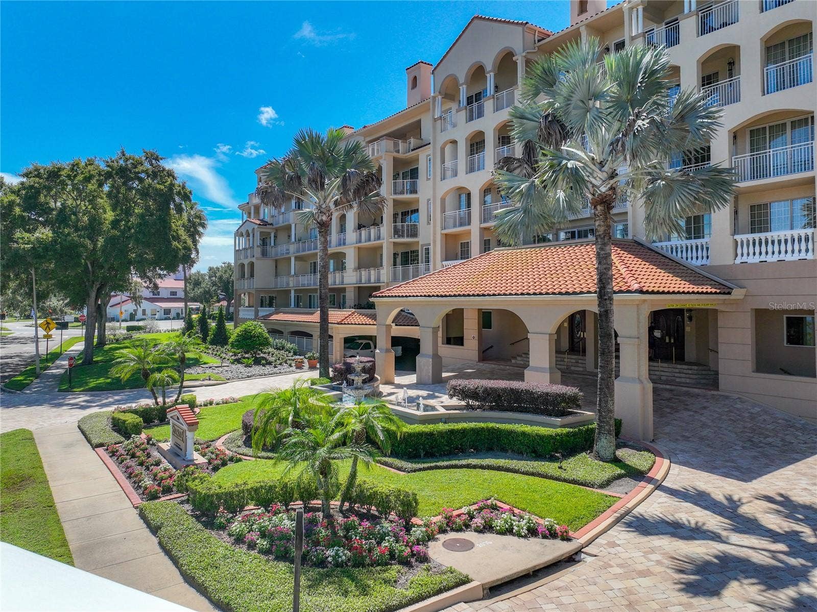 1110 W IVANHOE BOULEVARD, #9, Orlando, FL 32804 1110 W IVANHOE BOULEVARD, #9, Orlando, FL 32804