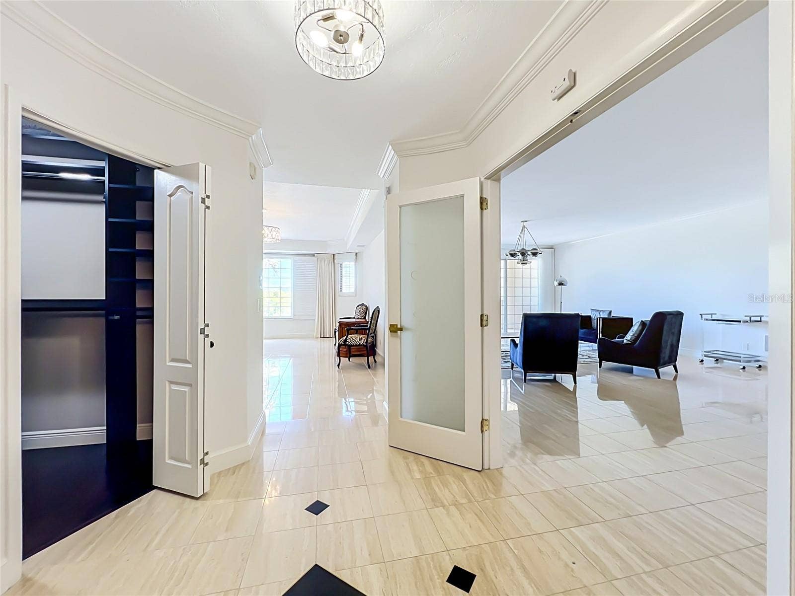 1110 W IVANHOE BOULEVARD, #9, Orlando, FL 32804 1110 W IVANHOE BOULEVARD, #9, Orlando, FL 32804